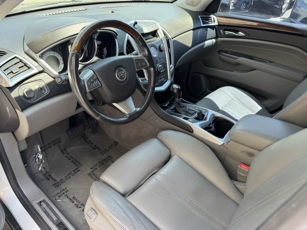 2012 Cadillac SRX Image 12