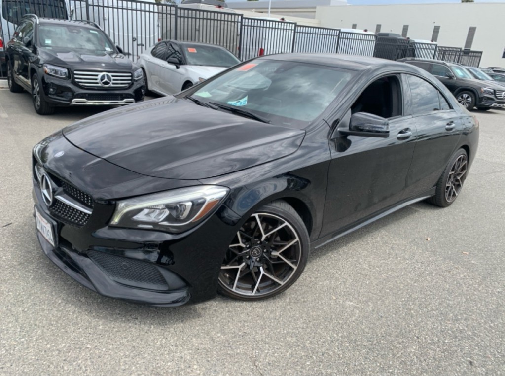 2018 Mercedes-Benz CLA-Class Image 1