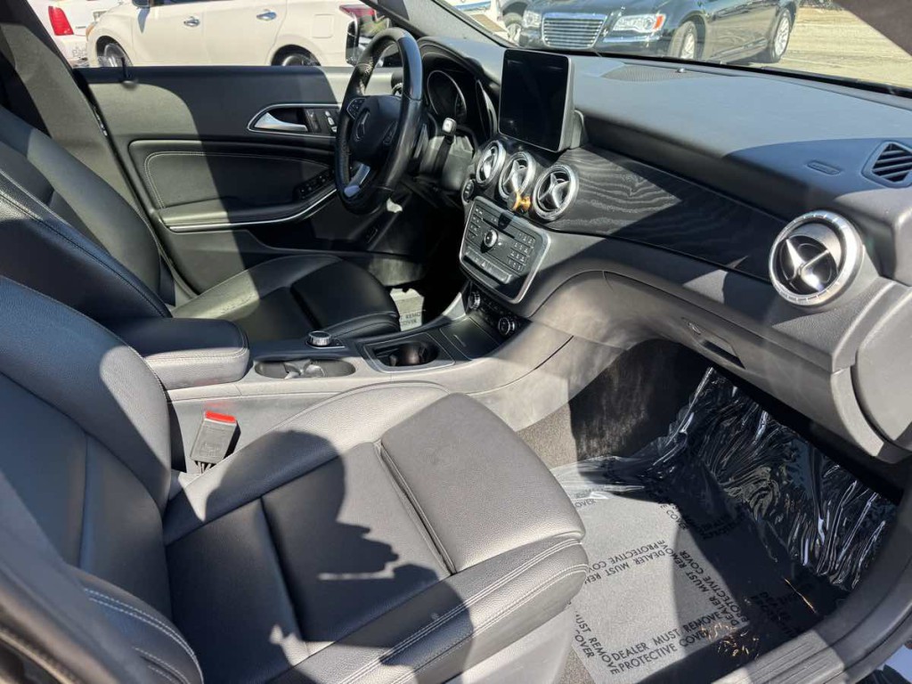 2018 Mercedes-Benz CLA-Class Image 10