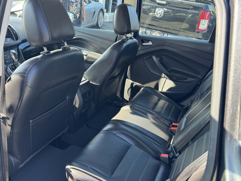 2017 Ford C-Max Image 13