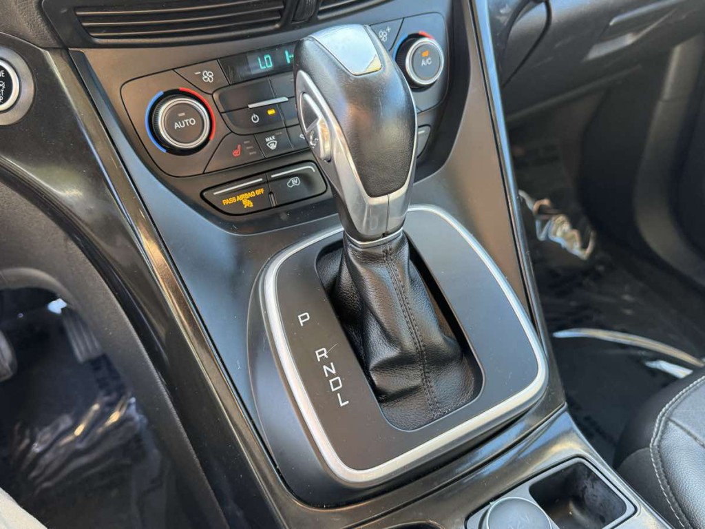 2017 Ford C-Max Image 15