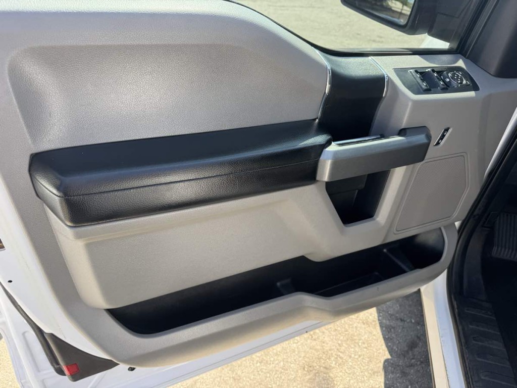 2017 Ford F-150 Image 10