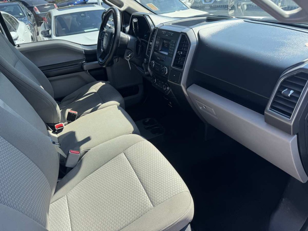 2017 Ford F-150 Image 16