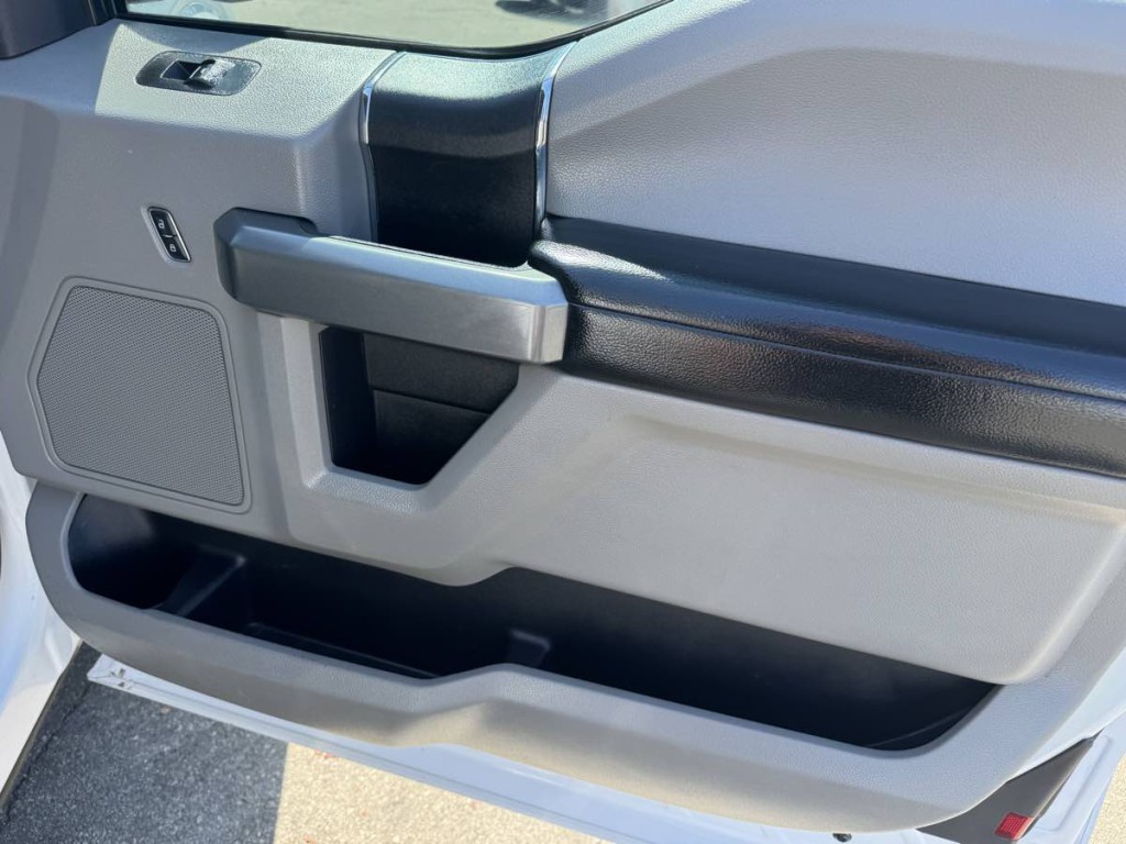 2017 Ford F-150 Image 17