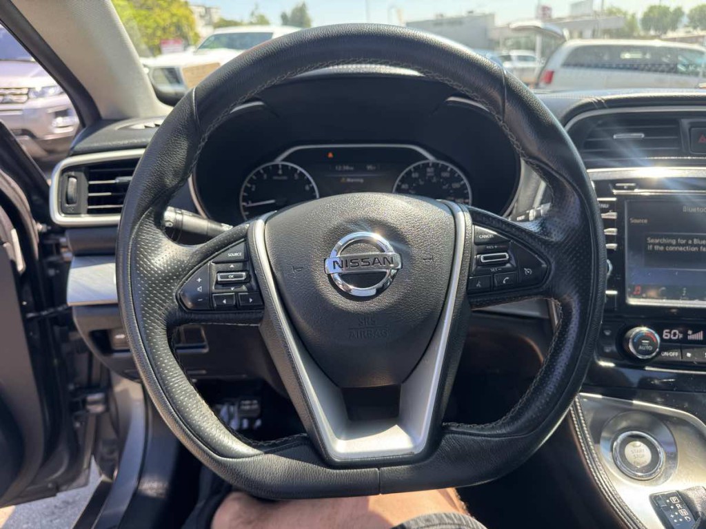 2018 Nissan Maxima Image 8