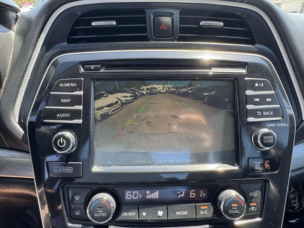 2018 Nissan Maxima Image 9