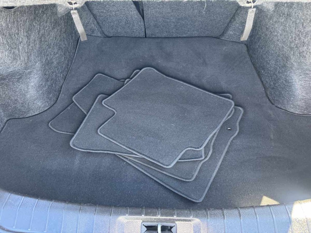 2018 Nissan Maxima Image 15