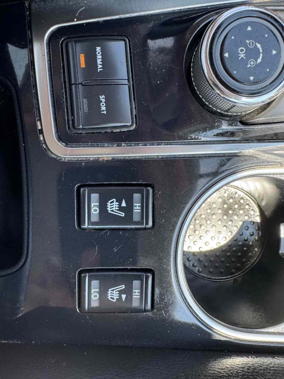 2018 Nissan Maxima Image 17