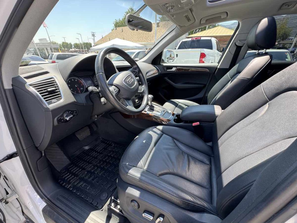 2015 Audi Q5 Image 9