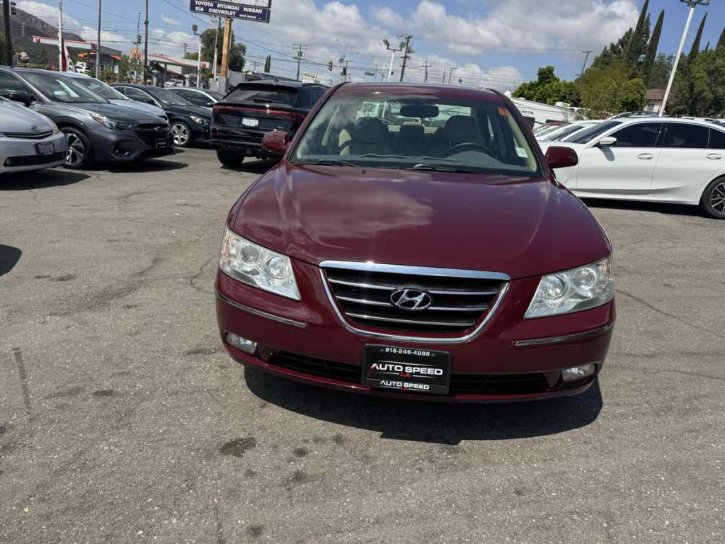 2009 Hyundai Sonata Image 2