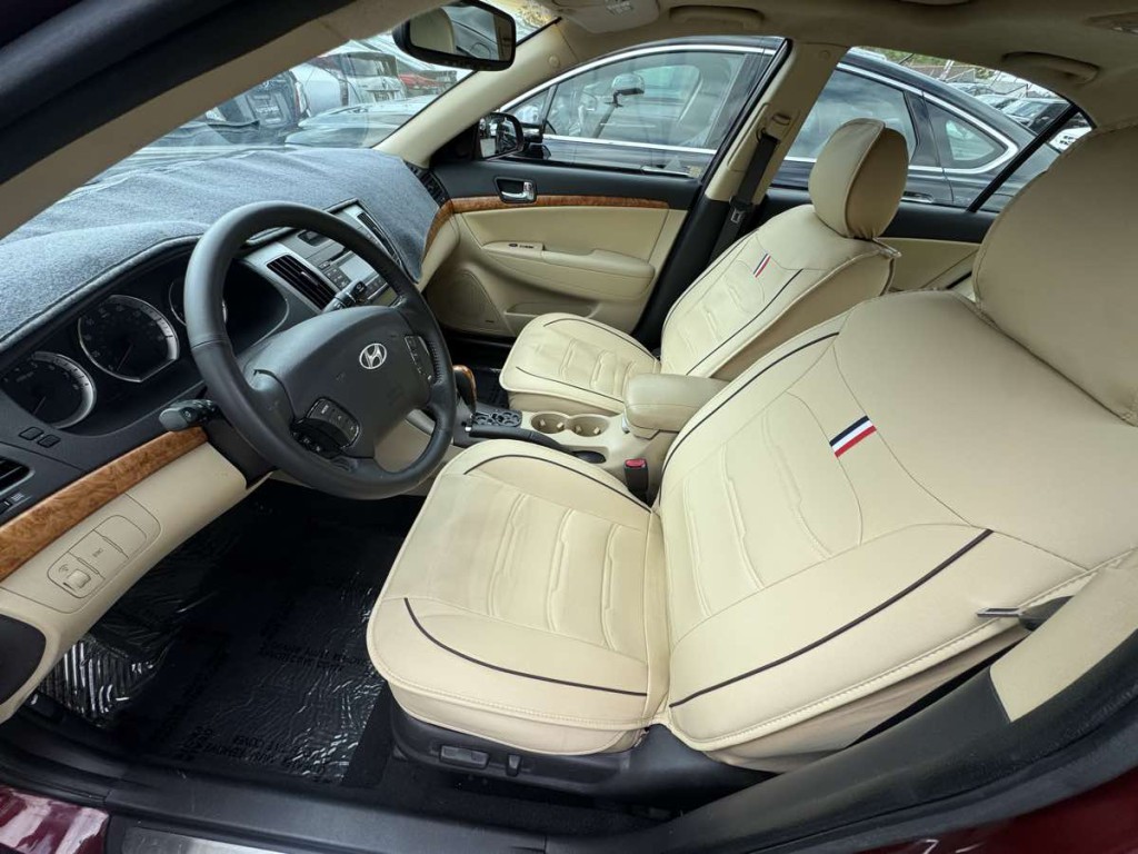 2009 Hyundai Sonata Image 14