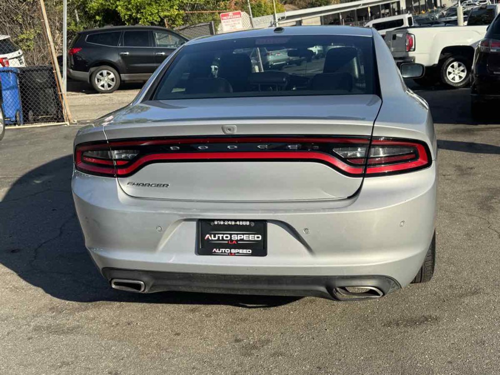 2021 Dodge Charger Image 4