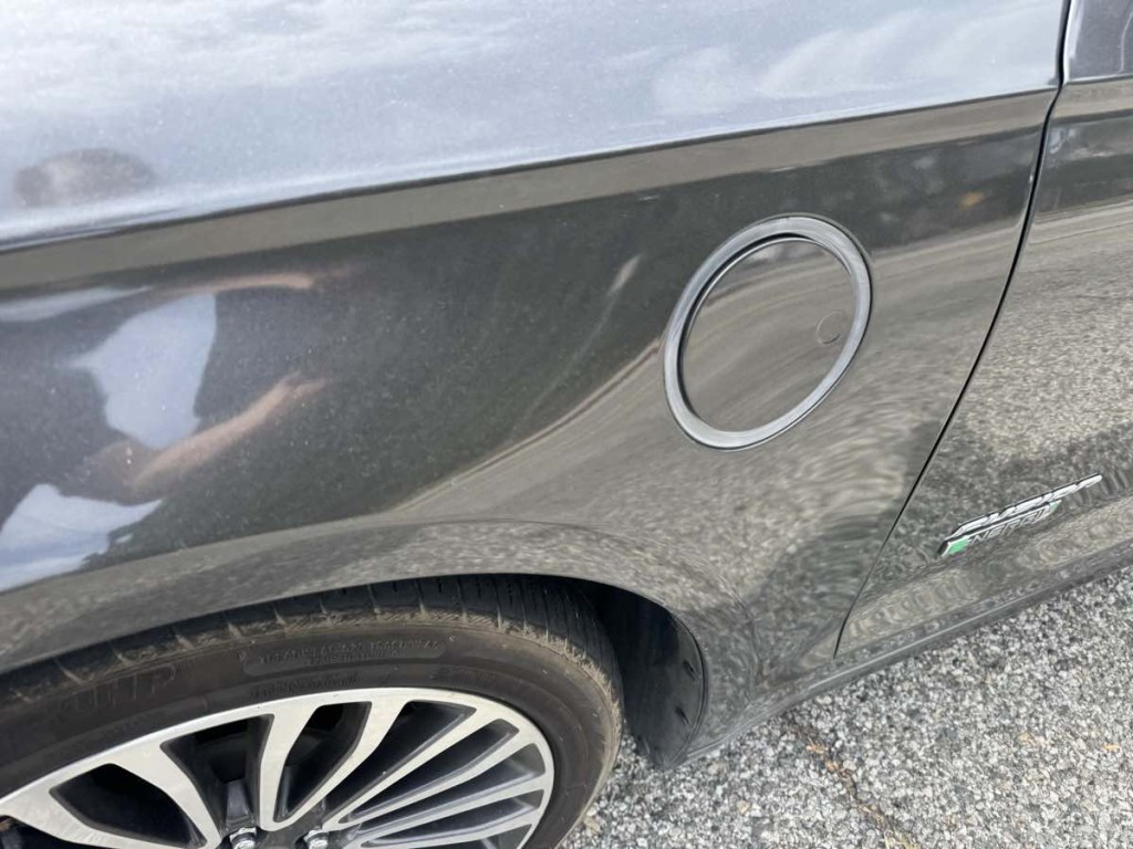 2017 Ford Fusion Image 4