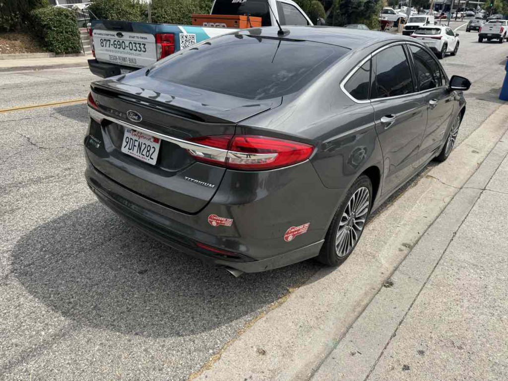2017 Ford Fusion Image 6