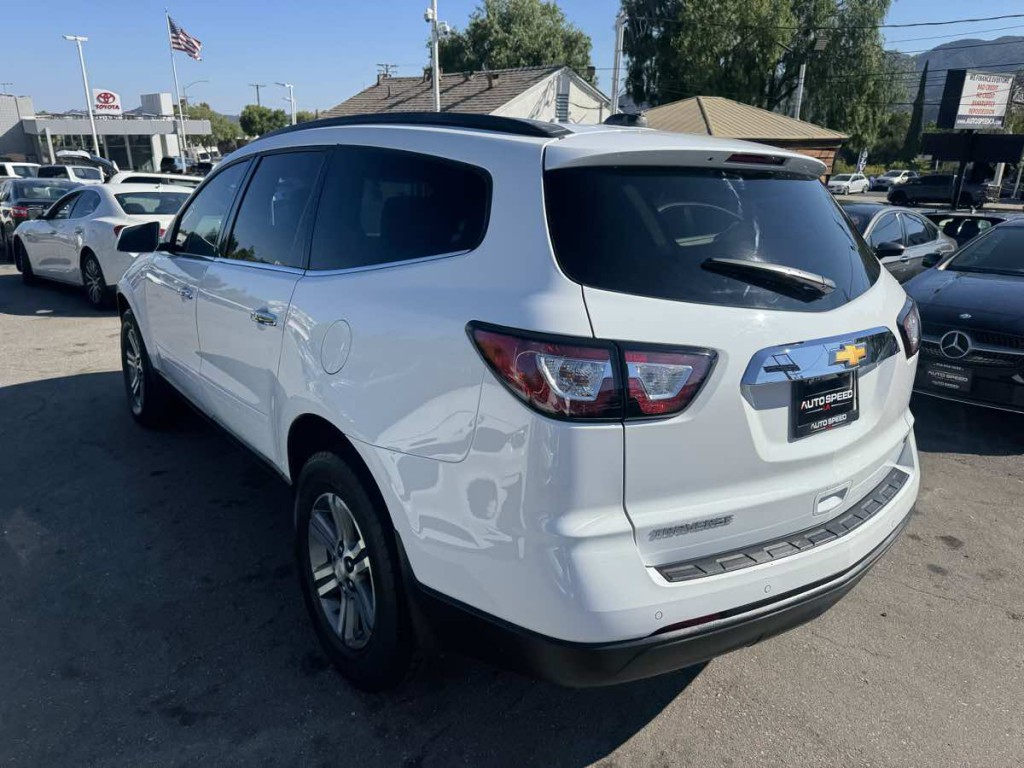 2017 Chevrolet Traverse Image 5