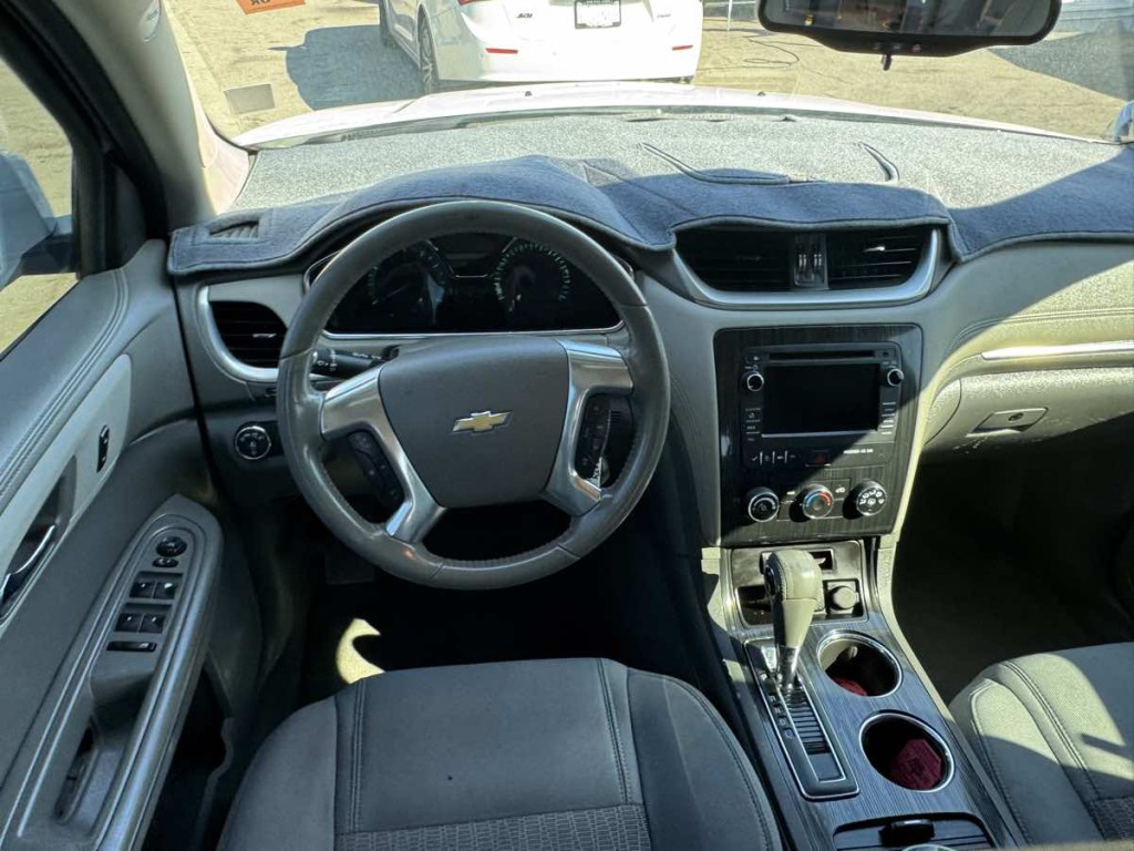 2017 Chevrolet Traverse Image 12