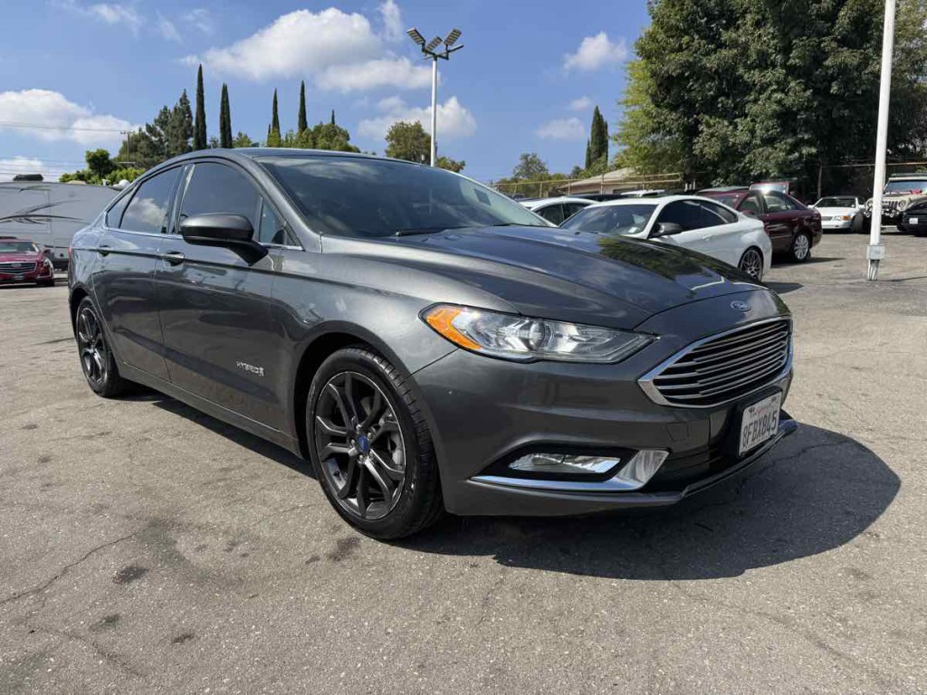 2018 Ford Fusion Image 1
