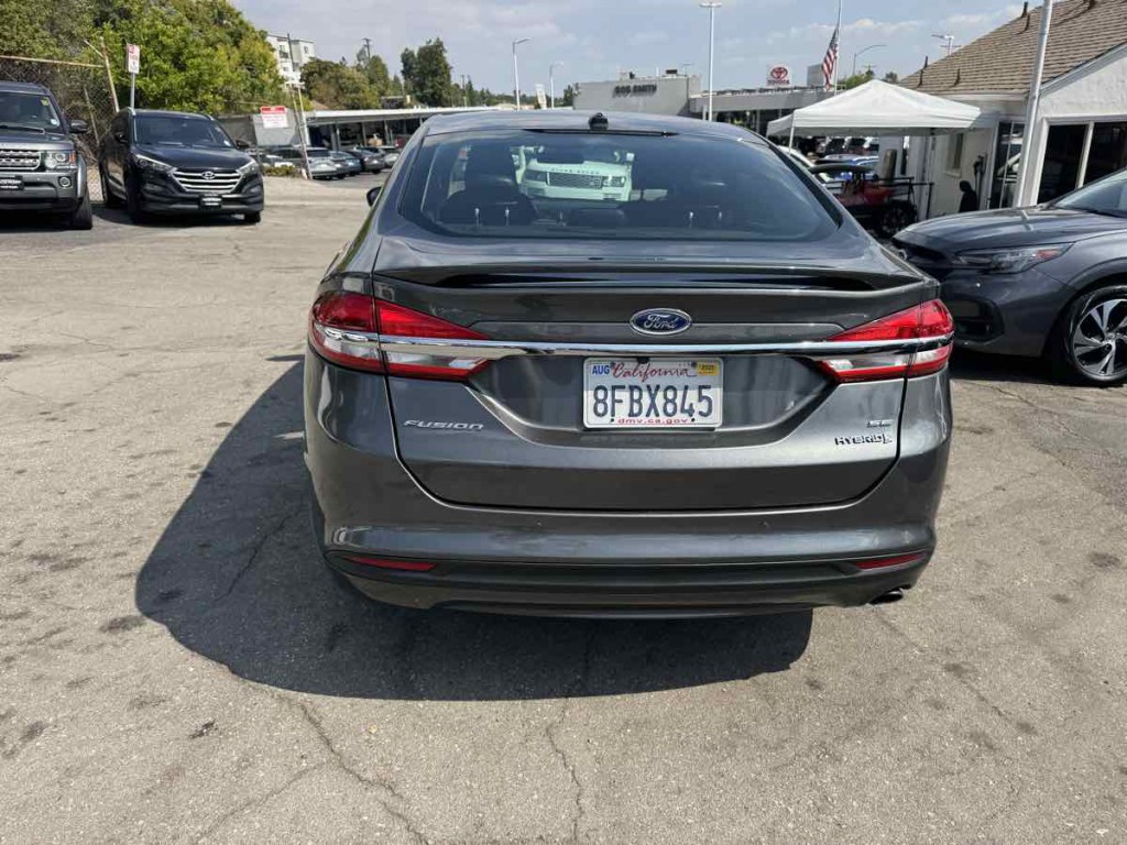 2018 Ford Fusion Image 5