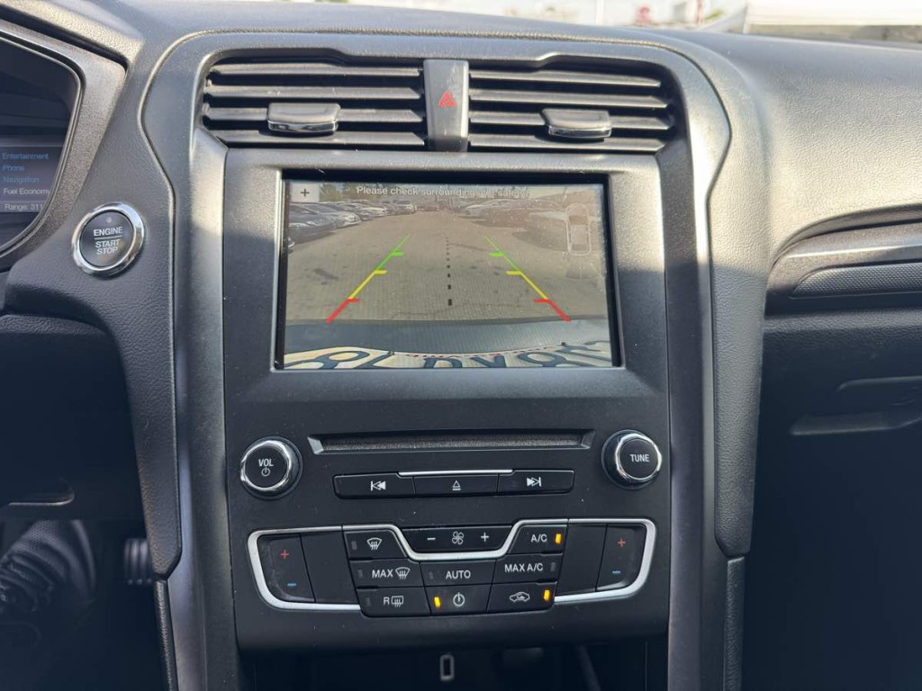2018 Ford Fusion Image 15