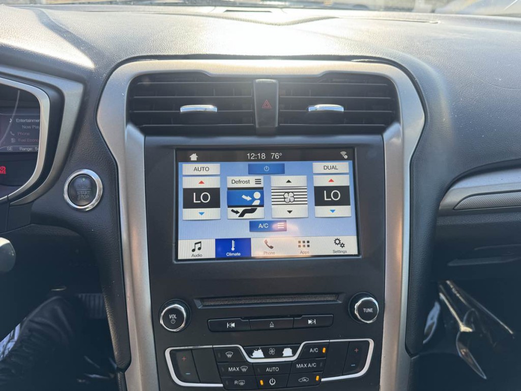 2017 Ford Fusion Image 14