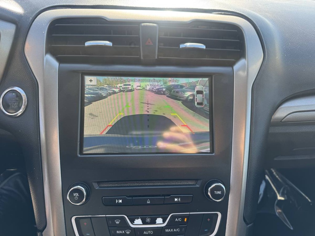 2017 Ford Fusion Image 17