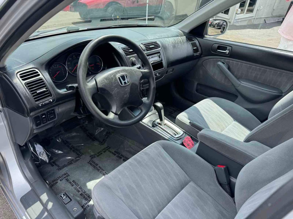 2005 Honda Civic Image 10