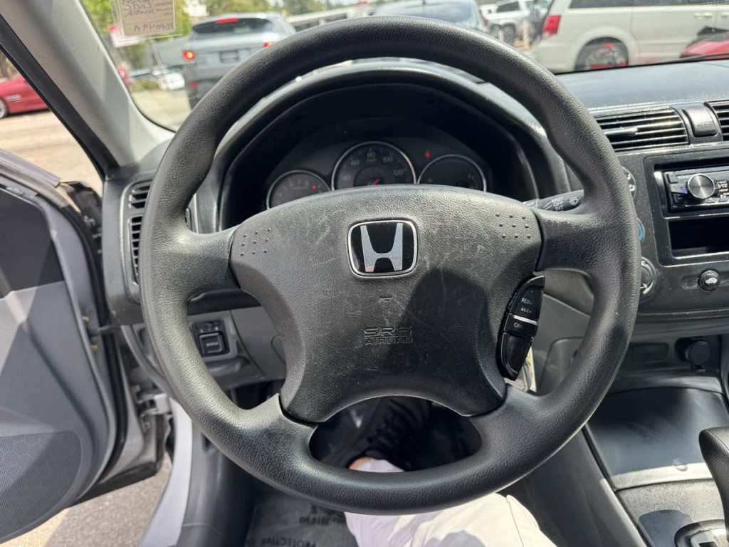 2005 Honda Civic Image 11