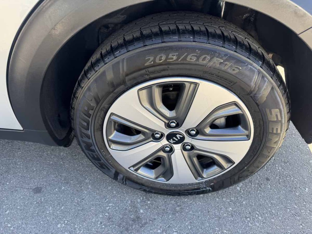 2019 Kia Niro Image 7