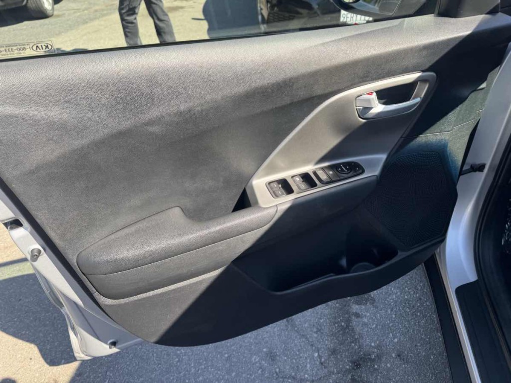 2019 Kia Niro Image 8