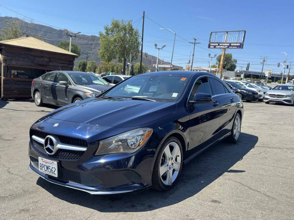 2017 Mercedes-Benz CLA-Class Image 3