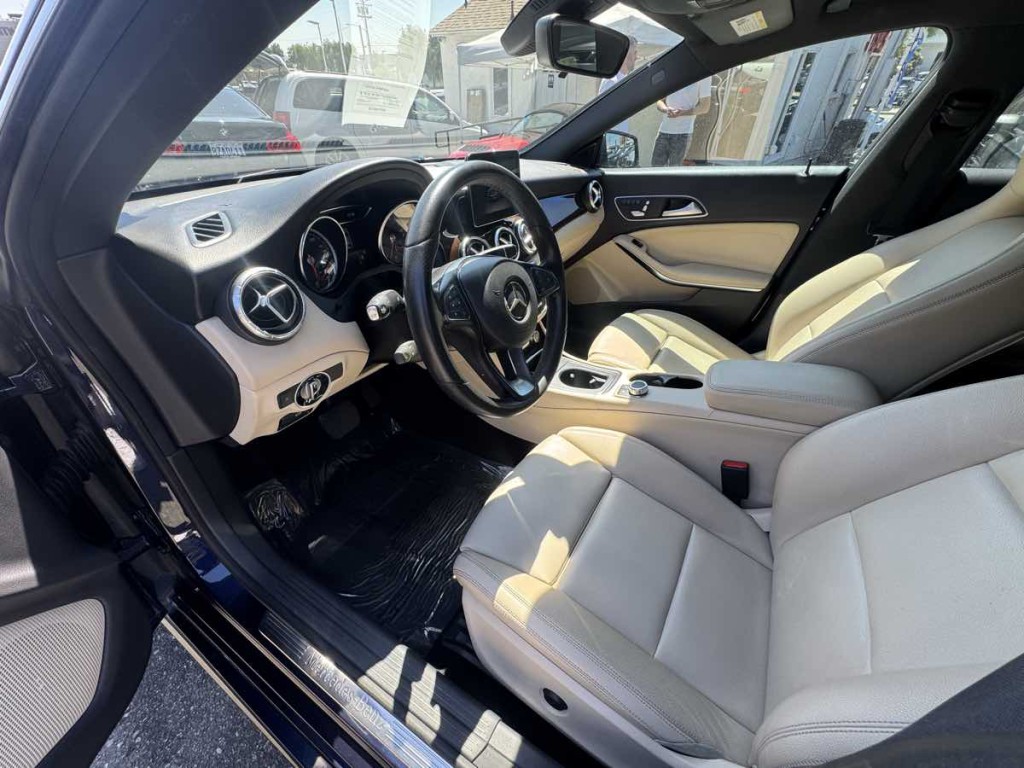 2017 Mercedes-Benz CLA-Class Image 8