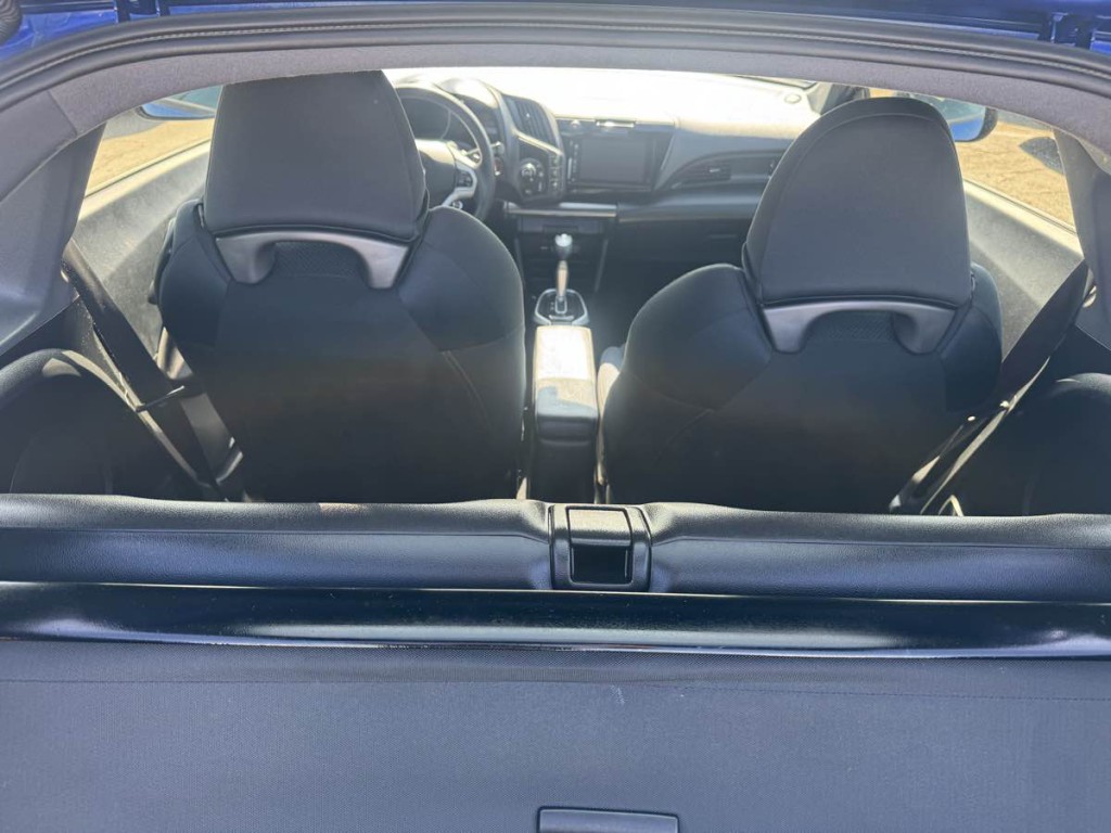 2016 Honda CR-Z Image 12