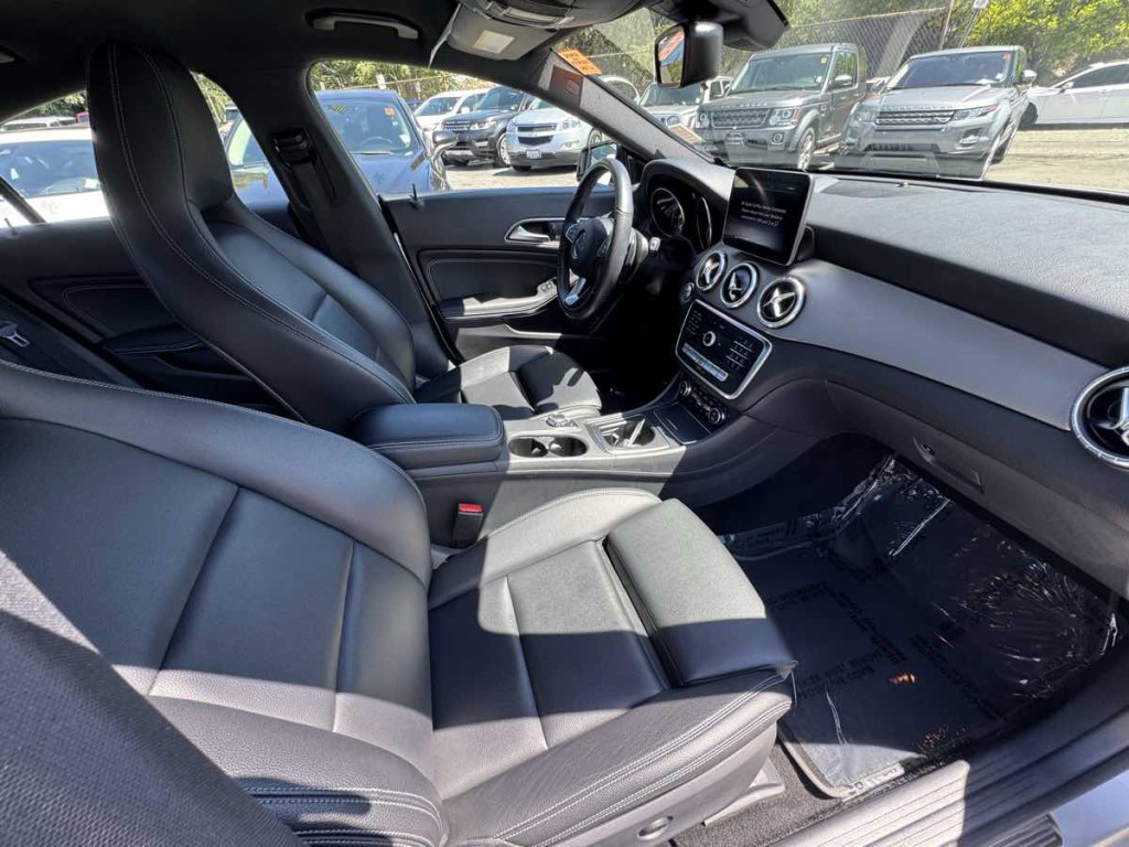 2019 Mercedes-Benz CLA-Class Image 8