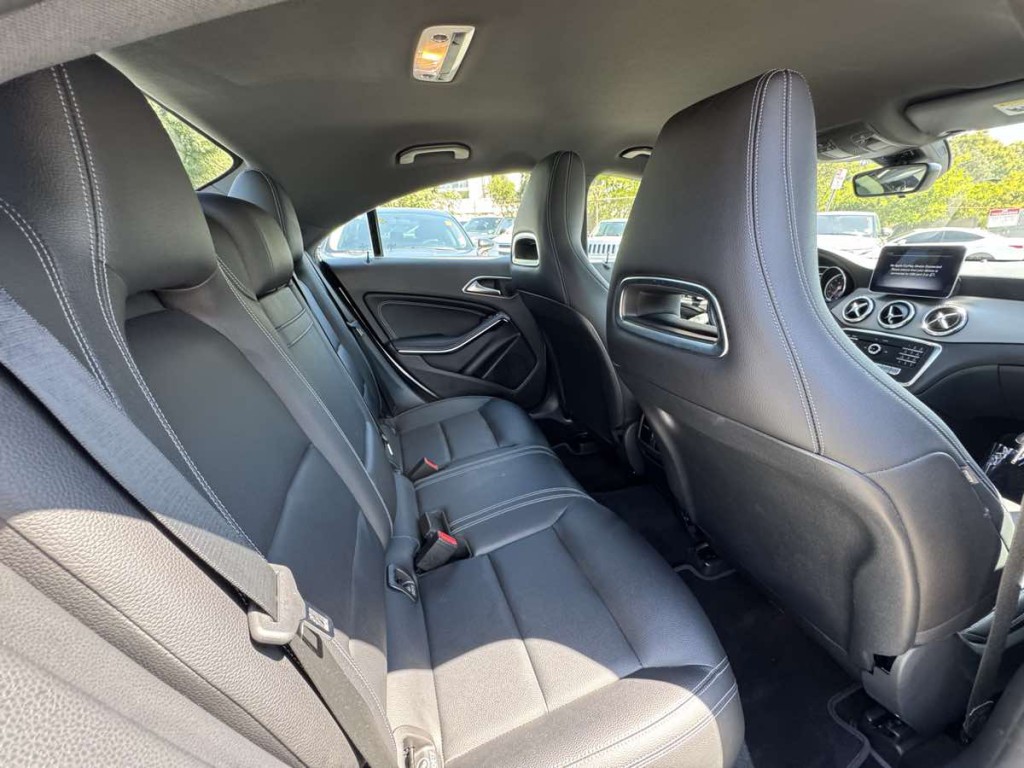 2019 Mercedes-Benz CLA-Class Image 10