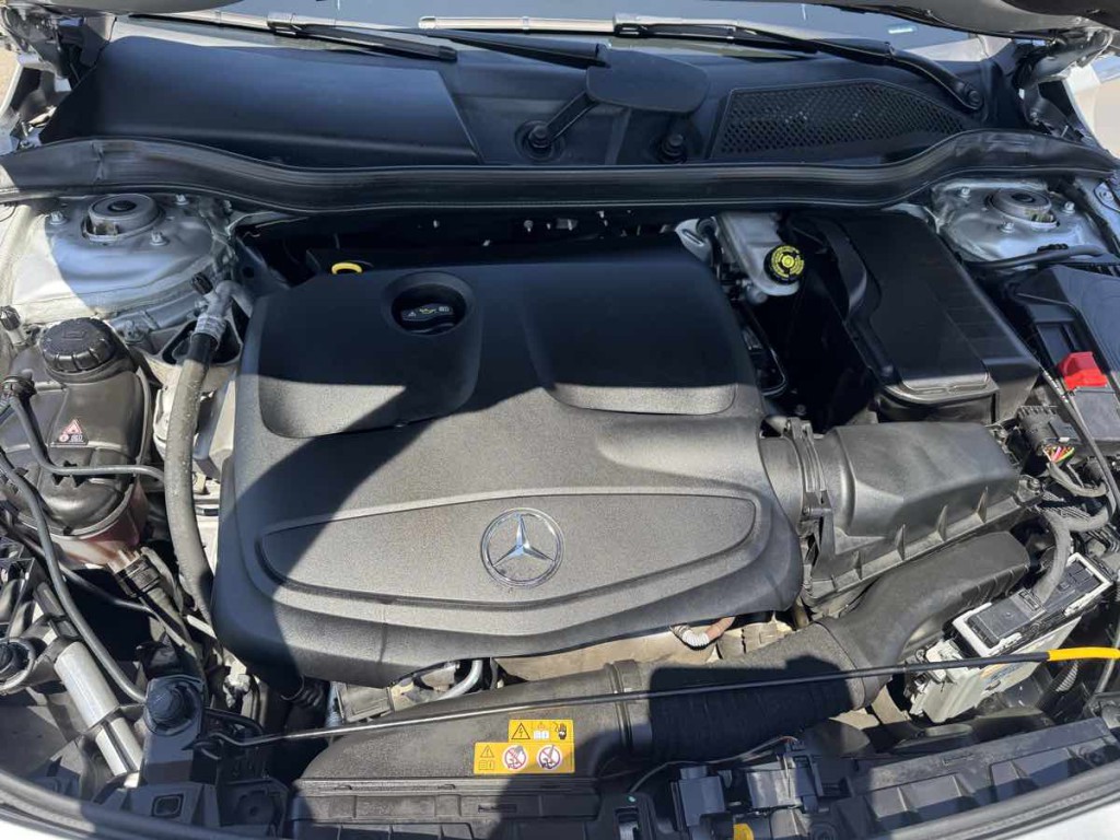 2019 Mercedes-Benz CLA-Class Image 15
