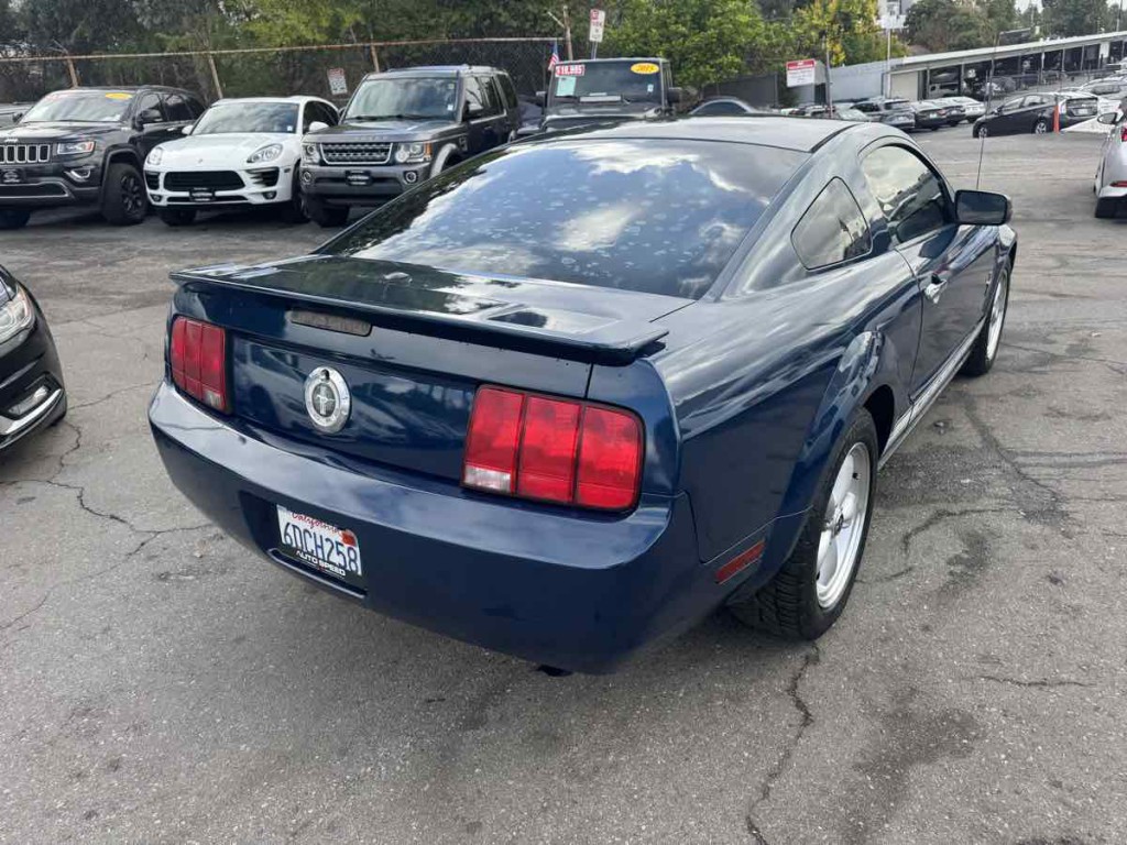 2008 Ford Mustang Image 7