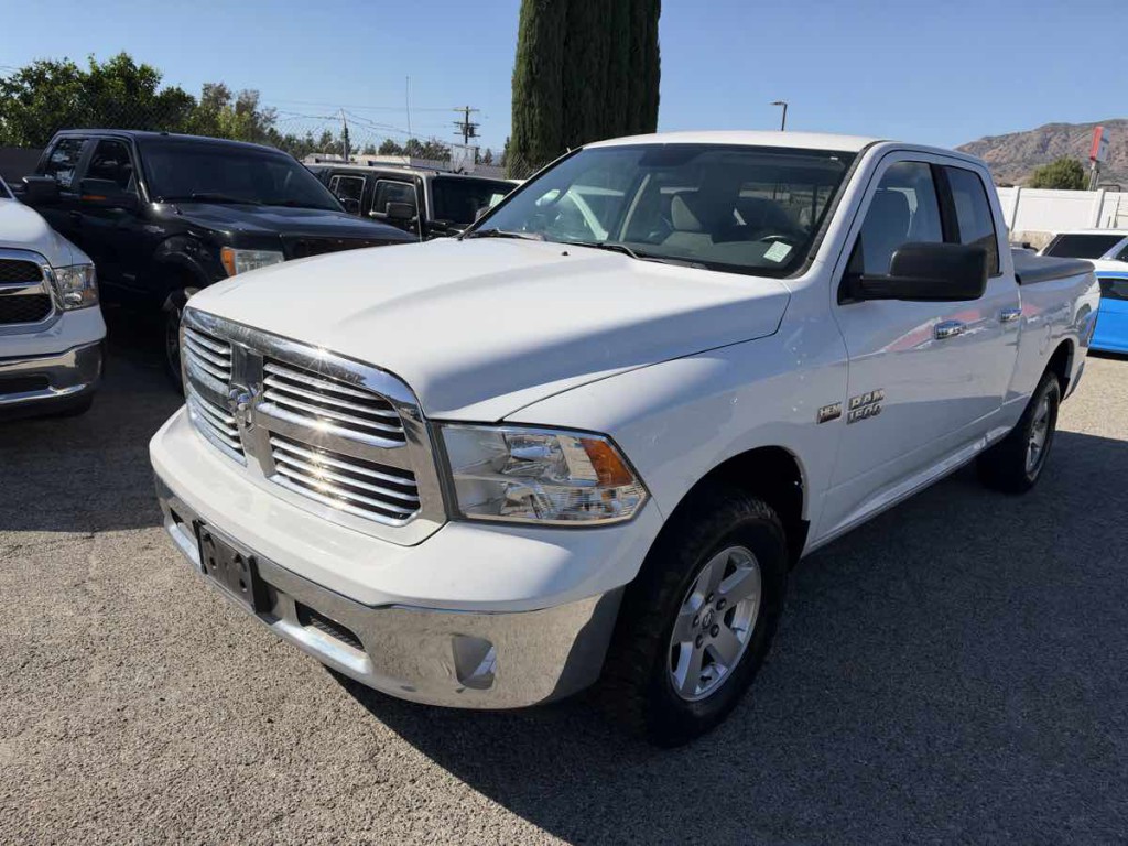 2015 RAM 1500 Image 3