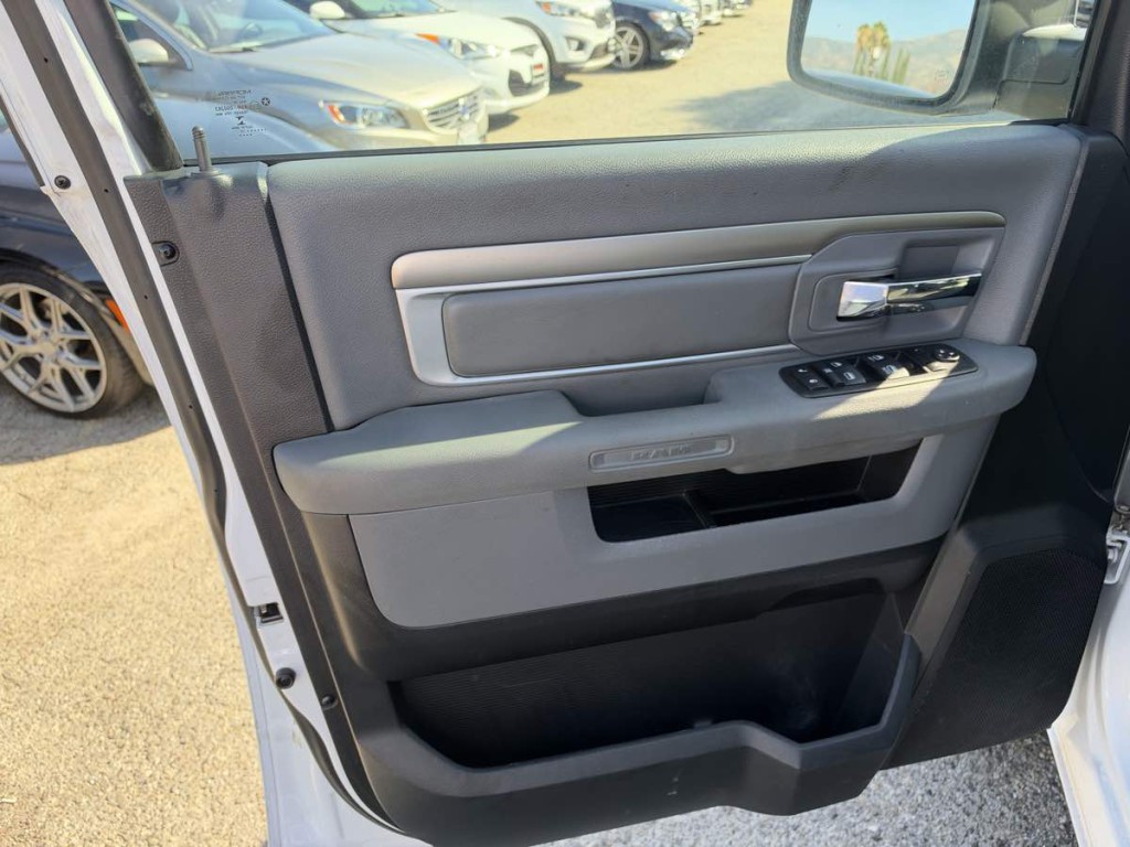2015 RAM 1500 Image 13