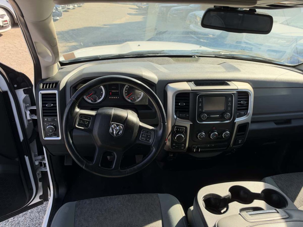 2015 RAM 1500 Image 17