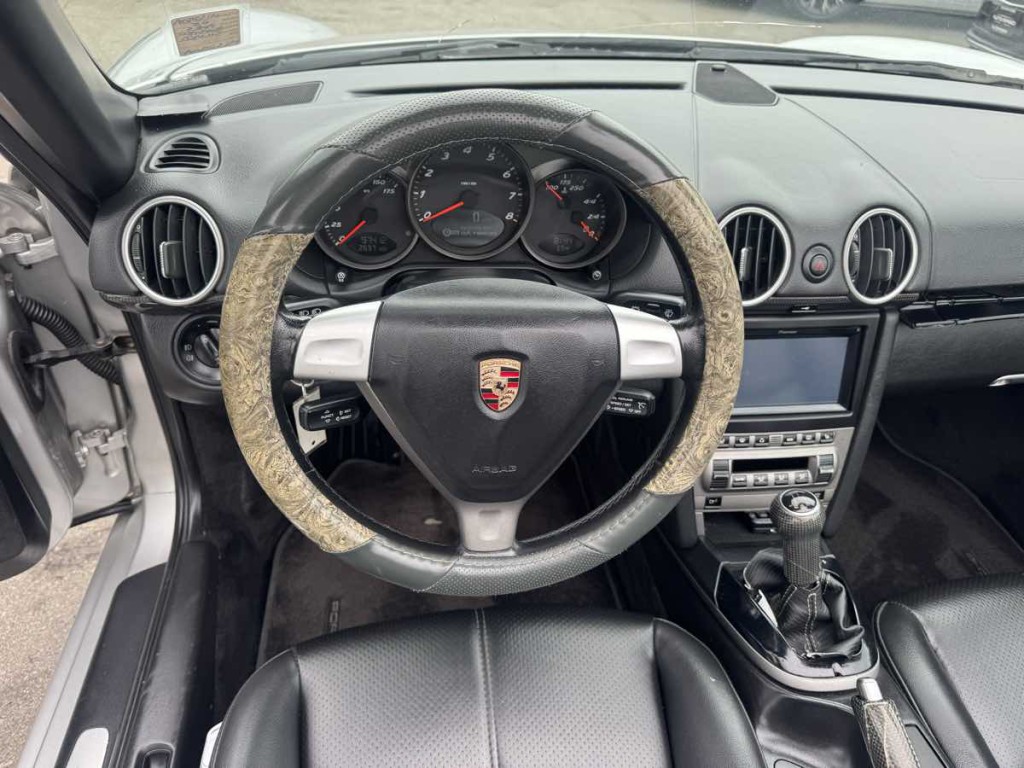 2005 Porsche Boxster Image 21