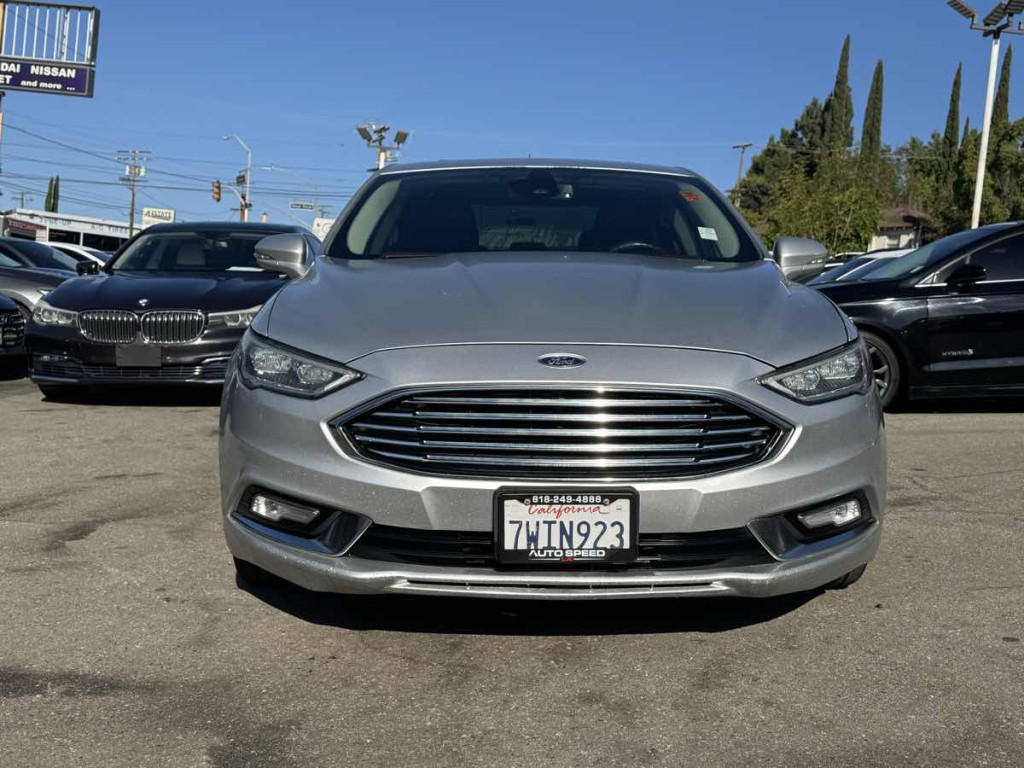 2017 Ford Fusion Image 2