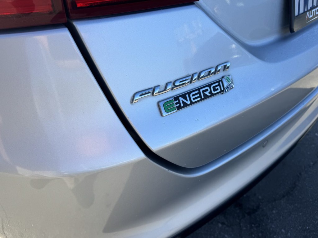 2017 Ford Fusion Image 6