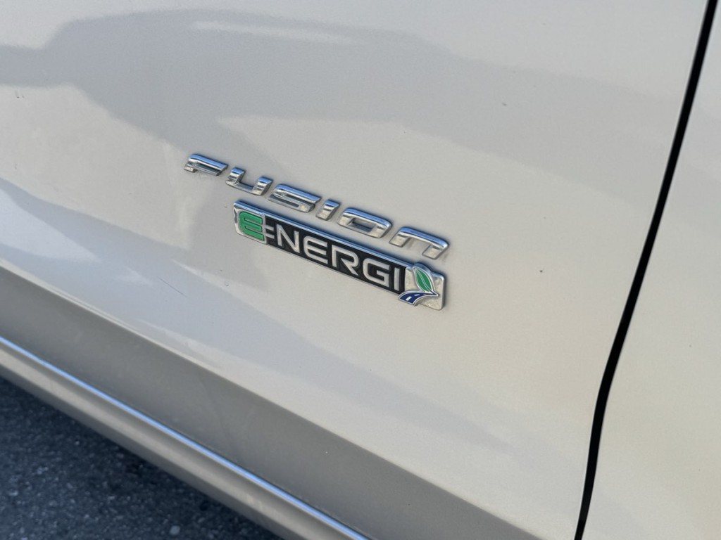 2017 Ford Fusion Image 9