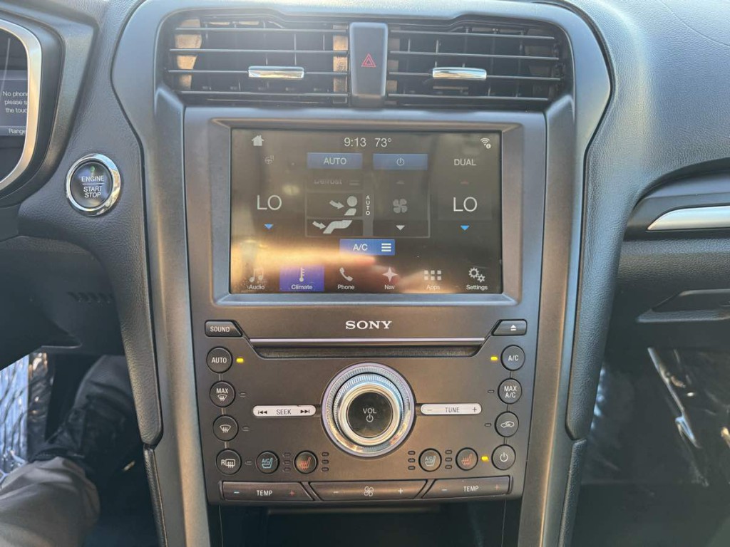 2017 Ford Fusion Image 19