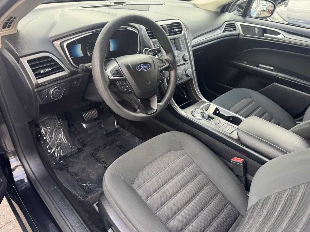 2018 Ford Fusion Image 9