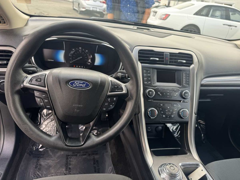 2018 Ford Fusion Image 14