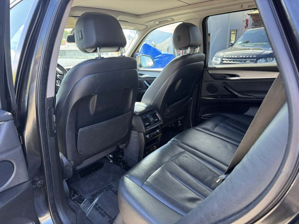 2016 BMW X5 Image 17