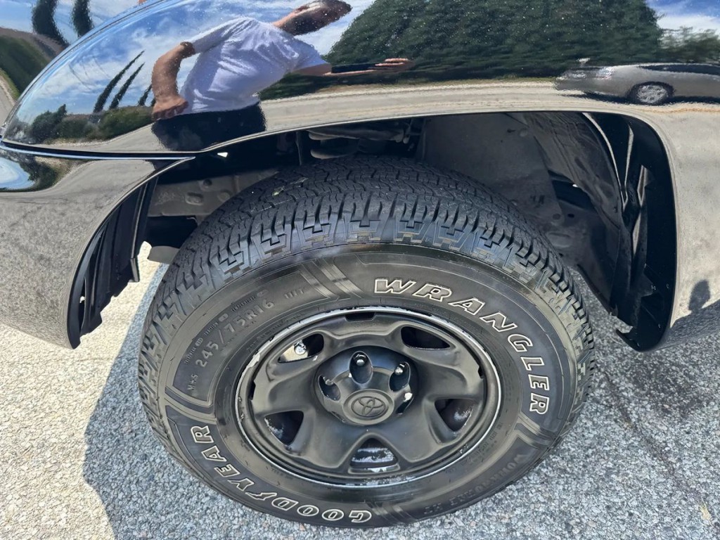 2013 Toyota Tacoma Image 8