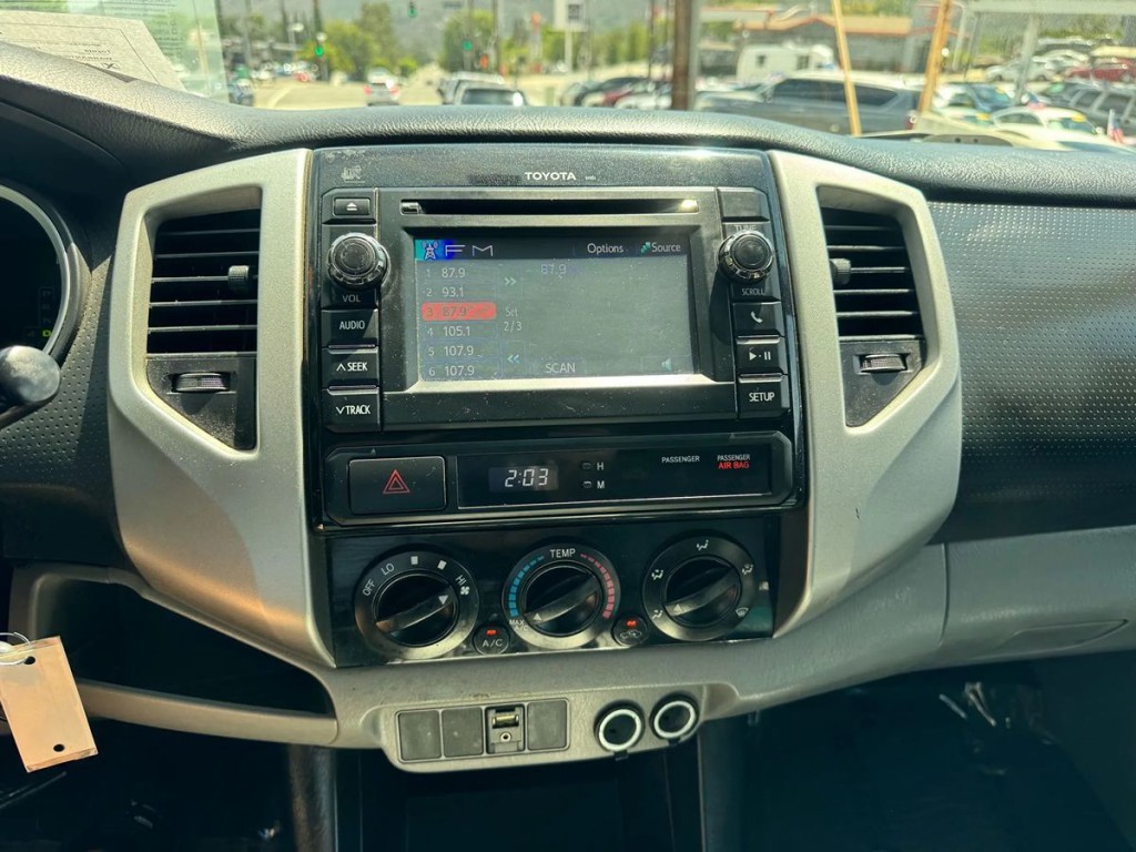 2013 Toyota Tacoma Image 12