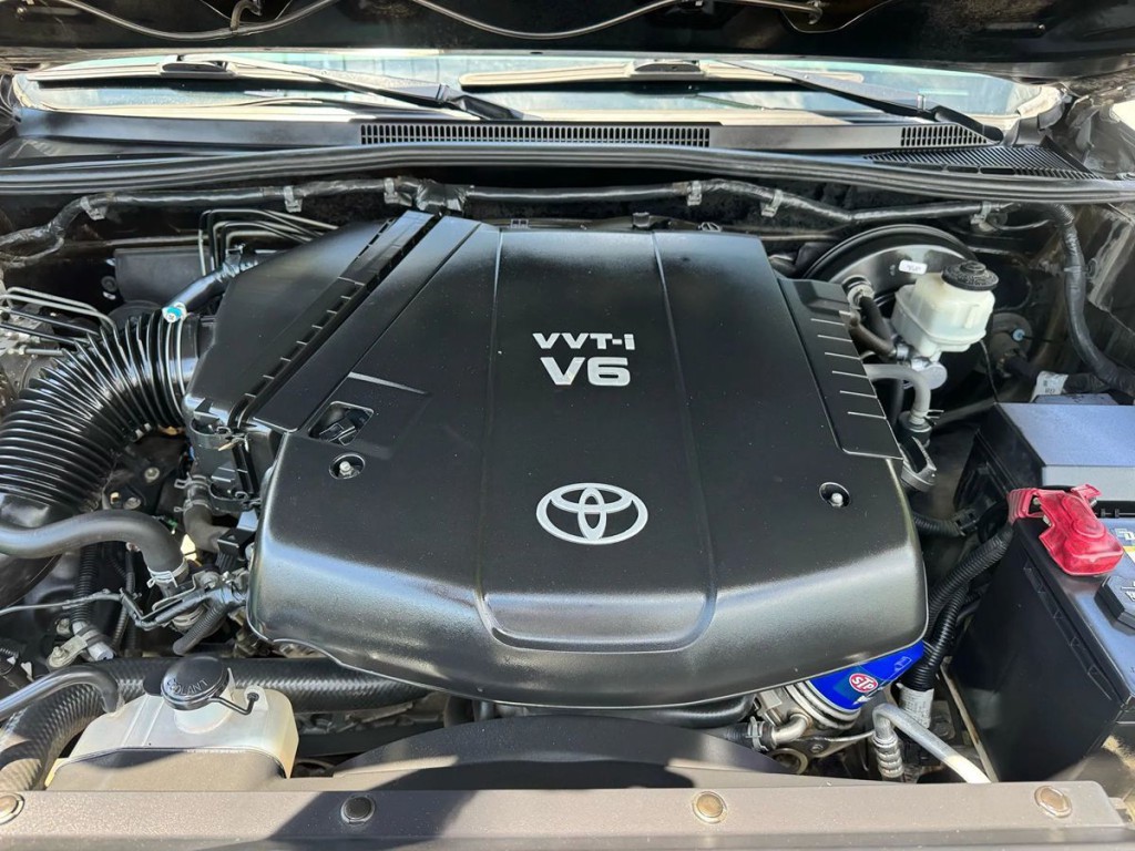 2013 Toyota Tacoma Image 19